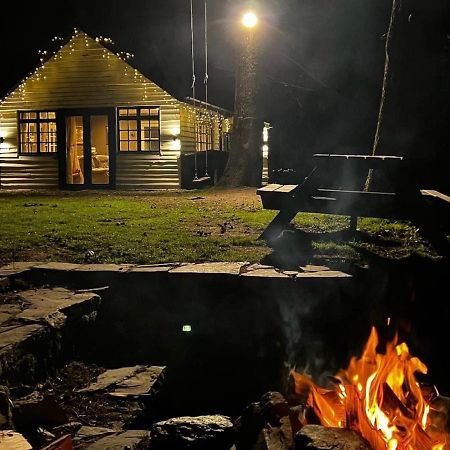 Willa Cuckoo Cabin, Tyn Y Cwm Eglwys-Fach Zewnętrze zdjęcie