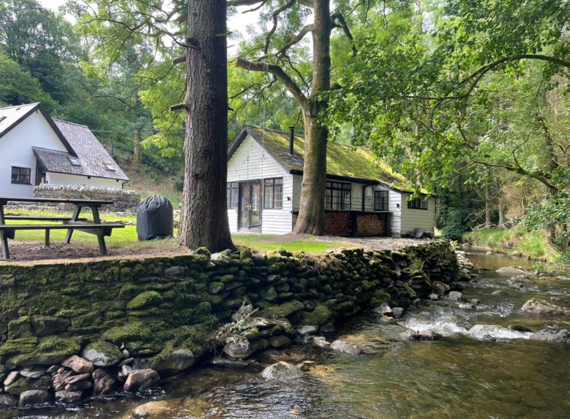 Willa Cuckoo Cabin, Tyn Y Cwm Eglwys-Fach Zewnętrze zdjęcie